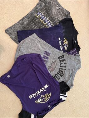 Ladies Baltimore Ravens Purple & Gray Team T-Shirt. Bundle
